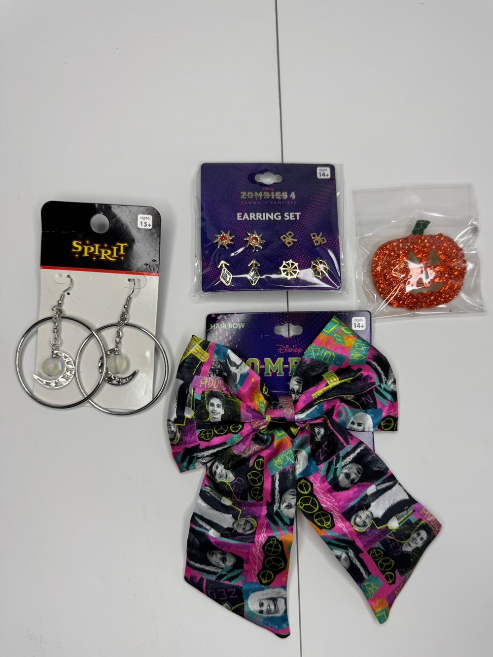 Spirit Halloween accessories bundle, Hair Bow, 5 Earrings and pumpkin brooch